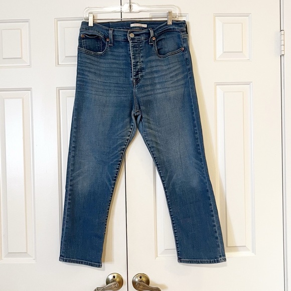 Levi's Wedgie Straight Medium Wash High Rise Ankle Blue Jeans. Size Women's 32 - Picture 4 of 14